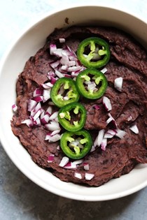 Chipotle black bean dip