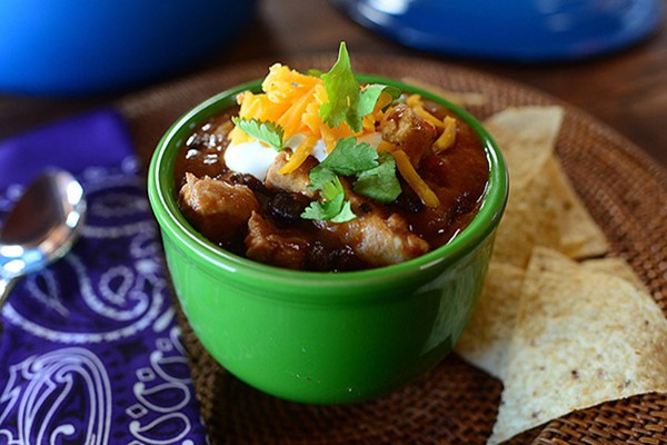 Chipotle chicken chili