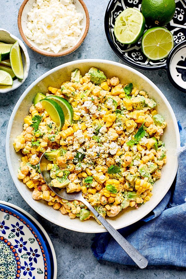 Chipotle chickpea corn salad