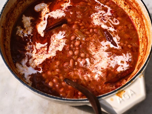 Chipotle cinnamon slow-cooked coconut beans