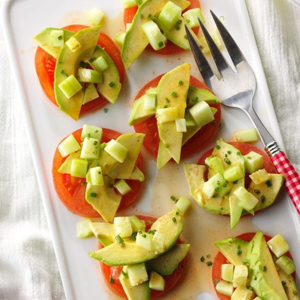 Chipotle lime avocado salad