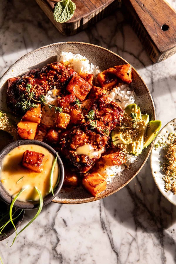 Chipotle pineapple chicken with bang bang sauce 