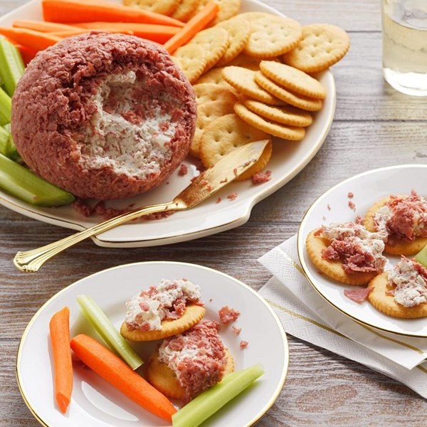 Chipped beef cheese ball