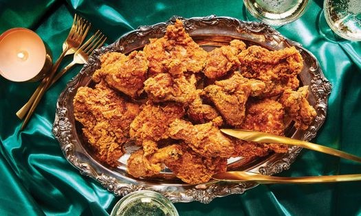 Chippin’ and dippin’ fried chicken