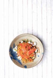 Chirashi sushi