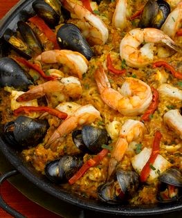 Chiringuito seafood paella (Paella a la marinera)