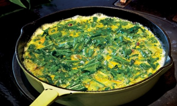 Chive, sorrel and wild garlic fritttata
