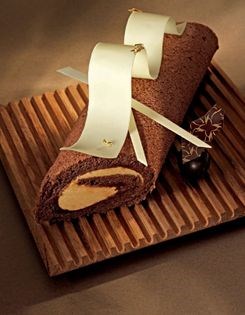 Chocolate & apricot roulade