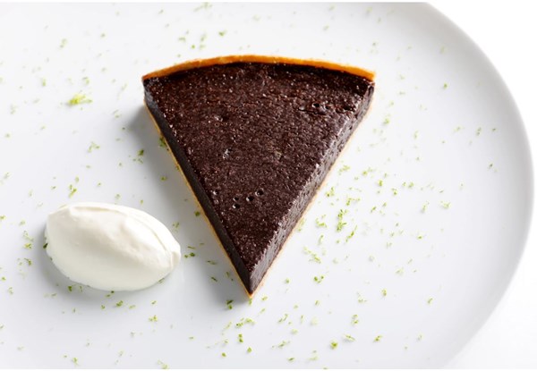 Chocolate & chilli tart with lime [Robert Thompson]