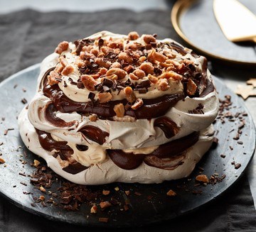 Chocolate & peanut butter Pavlova