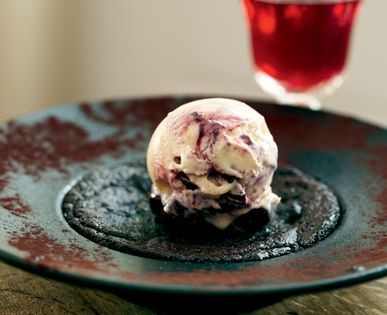 Chocolate & sloe gin pudding (Warm chocolate, sloe gin and juniper pudding with damson ripple ice cream)