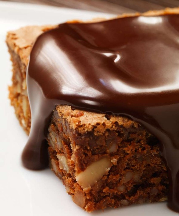Chocolate, almond & orange brownies