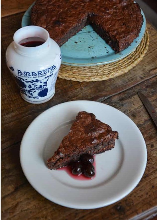 Chocolate, almond and cherry cake