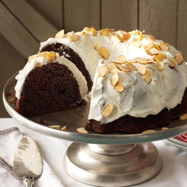 Chocolate almond bundt