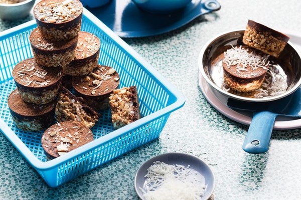 Chocolate almond cups