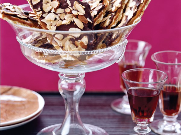 Chocolate-almond saltine toffee [Nicole Plue]