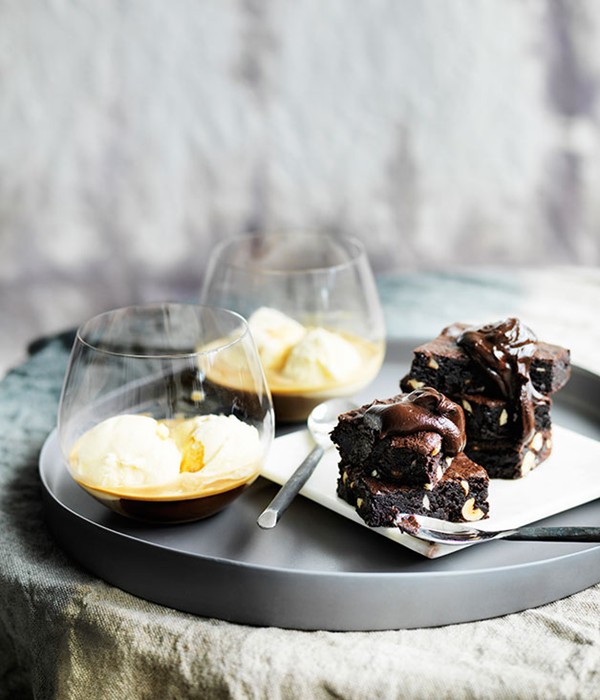 Chocolate and coffee fudge cakes with bourbon chocolate sauce
