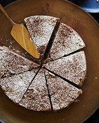 Chocolate and coffee-hazelnut meringue cake