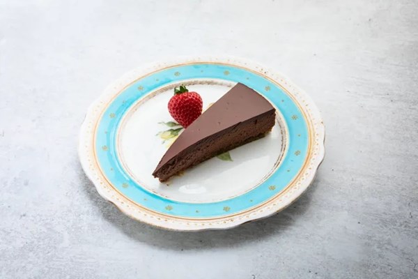 Chocolate and hazelnut praline tart
