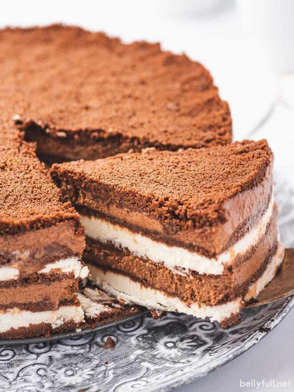Chocolate and Nutella cream icebox cake