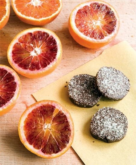 Chocolate and orange cookies (Biscotti al cioccolata e arancia)