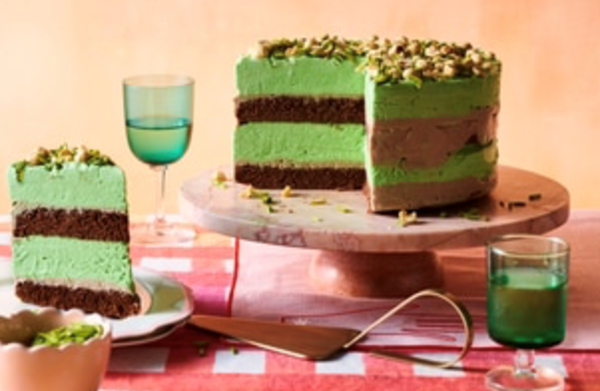Chocolate and pistachio gelato cake