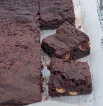 Chocolate and prune brownies