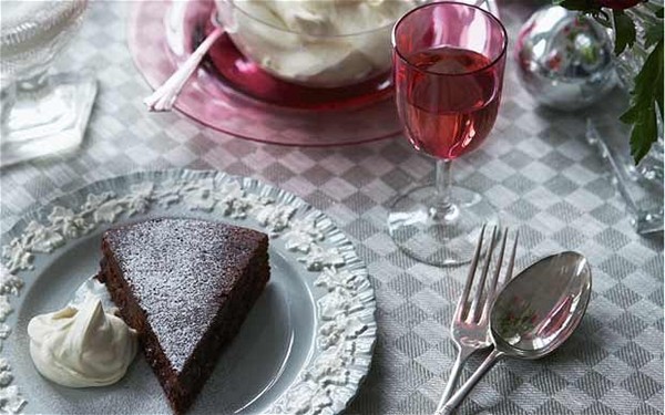 Chocolate and prune cake with Armagnac cream