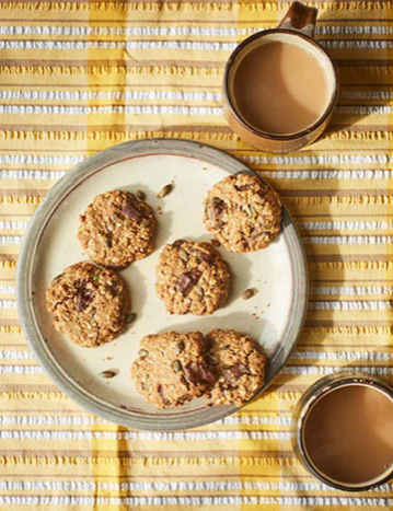 Chocolate and spice cookies