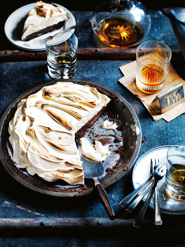 Chocolate and whiskey cream pie with toffee meringue