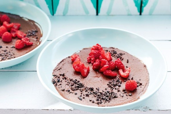 Chocolate avocado mousse with cacao nibs