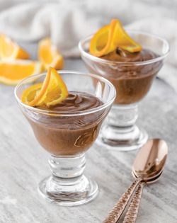 Chocolate avocado pudding