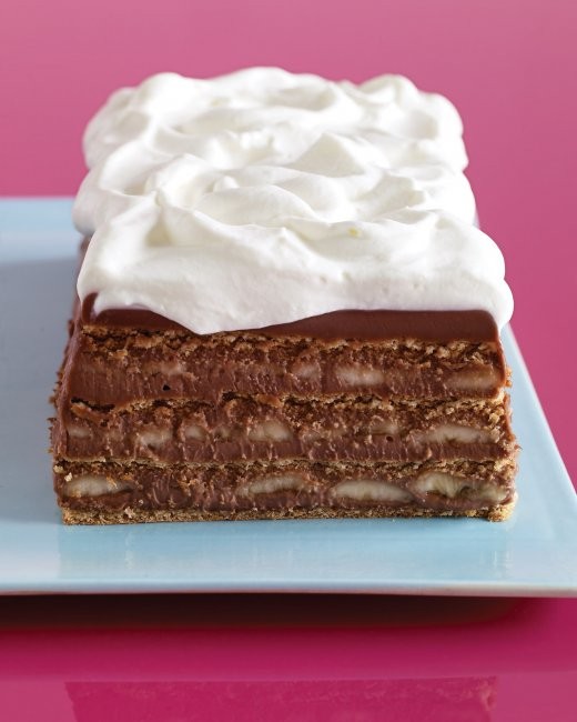 Chocolate, banana, and graham cracker icebox cake