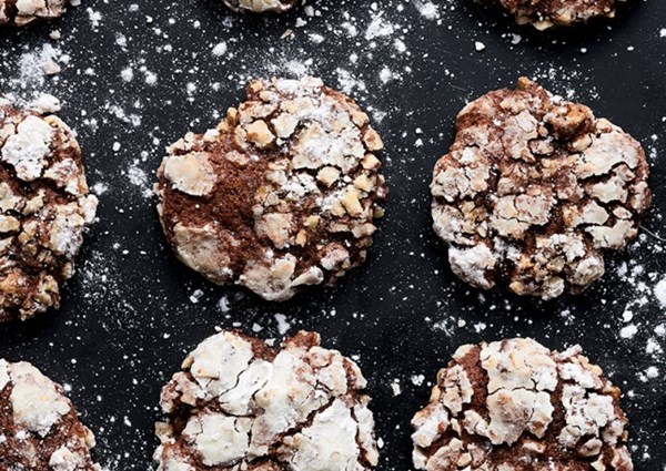 Chocolate, banana and pecan cookies