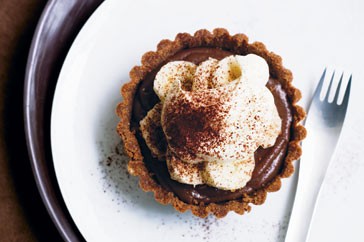 Chocolate banoffee pies