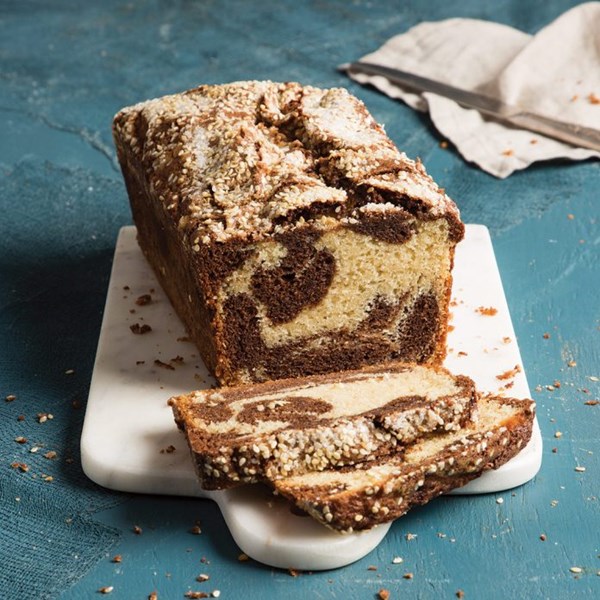 Chocolate-benne marbled coffee cake