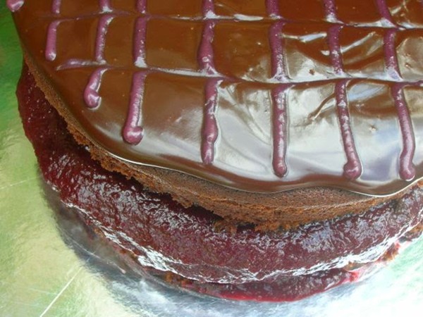 Chocolate blackberry cake 