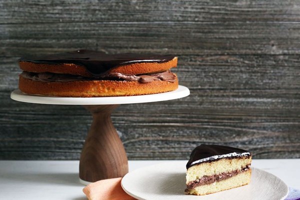 Chocolate Boston cream pie