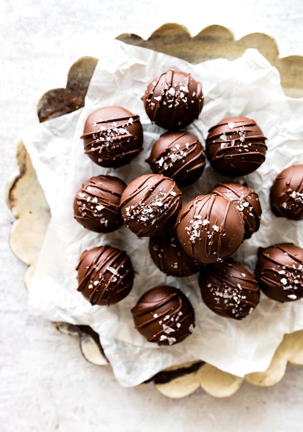Chocolate brownie protein balls