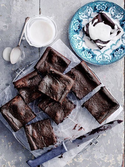 Chocolate brownies with coconut whip