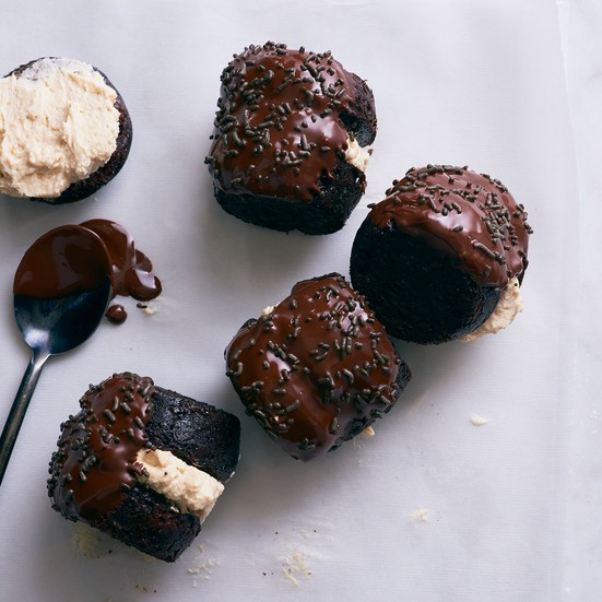 Chocolate-buttermilk snack cakes