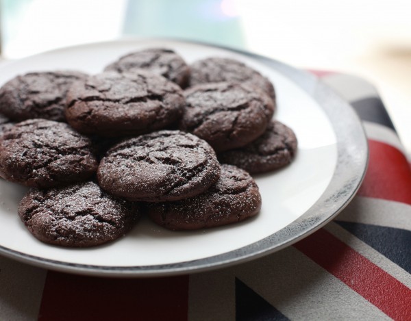 Chocolate cake cookies