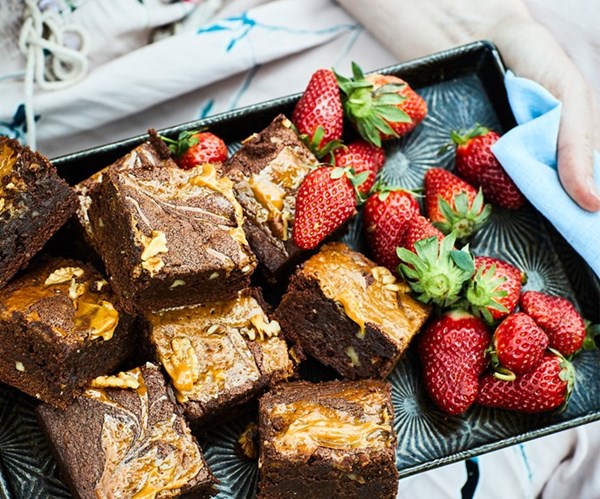 Chocolate, caramel & walnut brownie