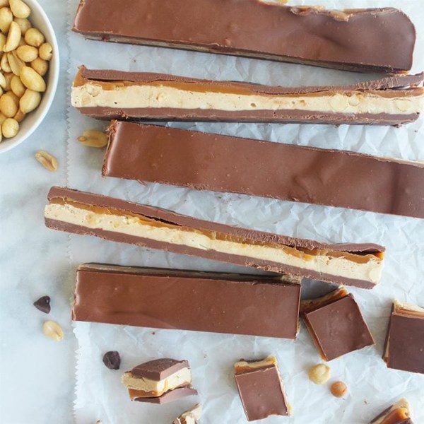 Chocolate caramel candy