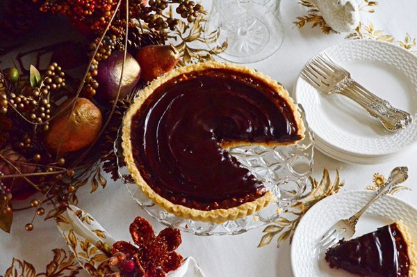 Chocolate-caramel pecan tart