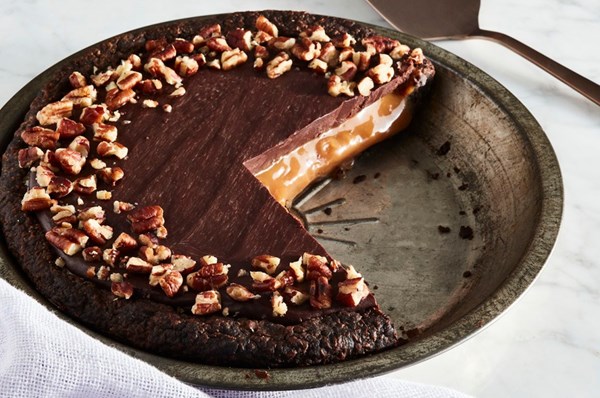 Chocolate caramel pie