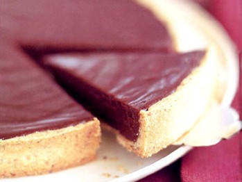 Chocolate caramel tart
