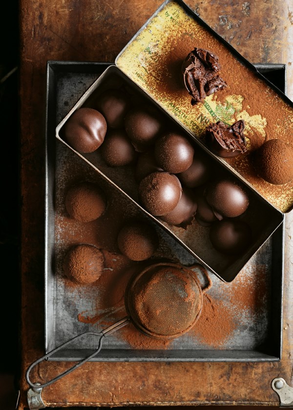 Chocolate caramel truffles