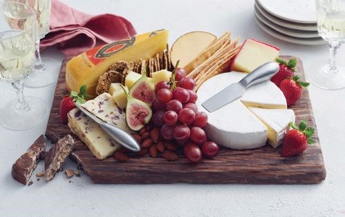 Chocolate cheese board