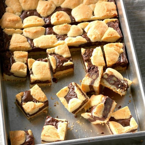 Chocolate cheesecake bars